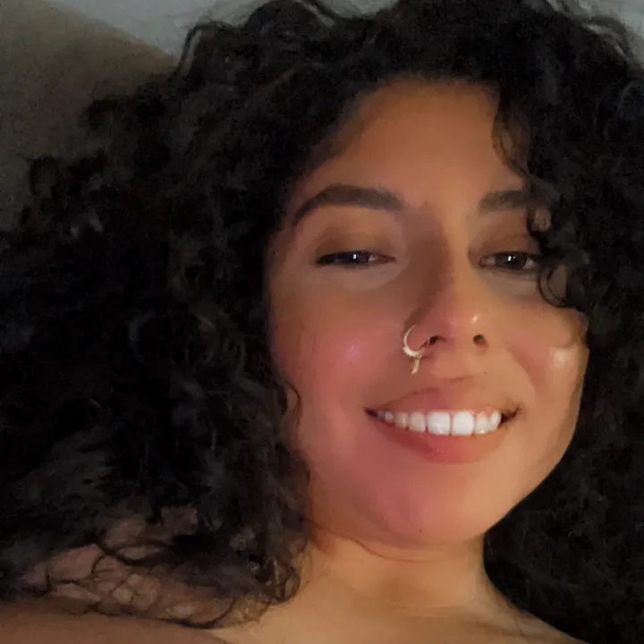@deeshenaniganss