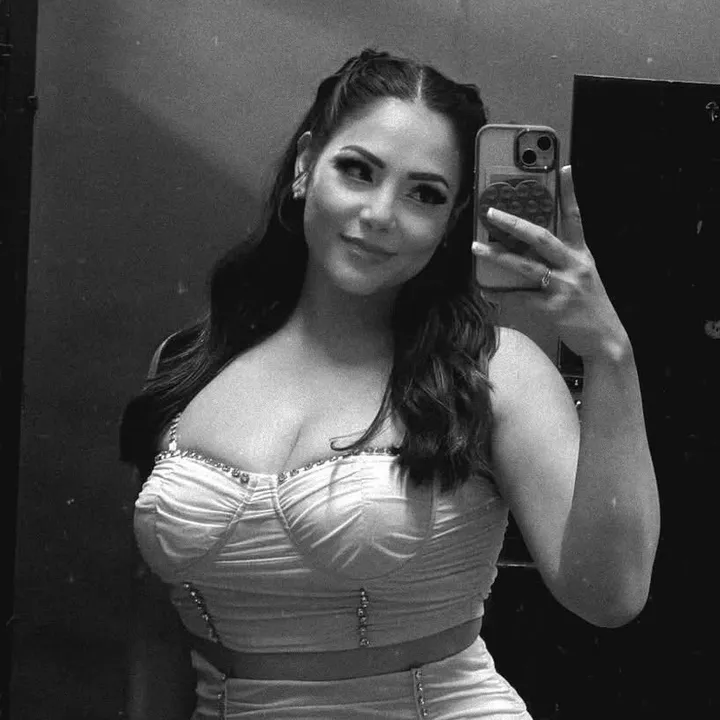 @elizloz