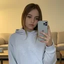 @liaangster