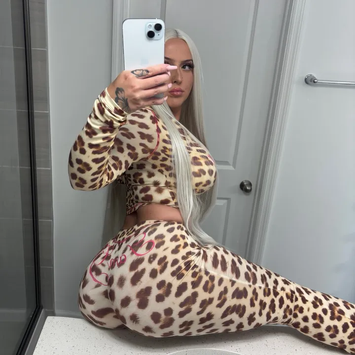@yafavtopicc
