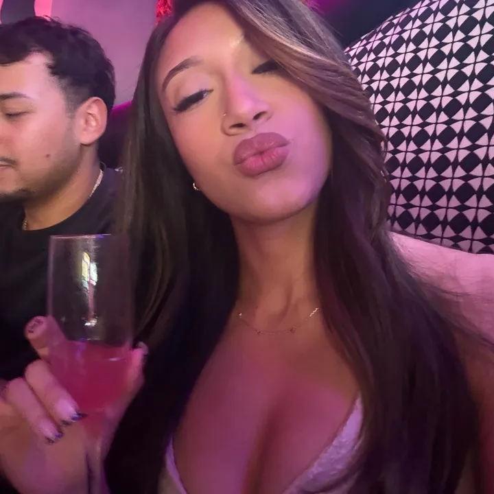 @axxprxil