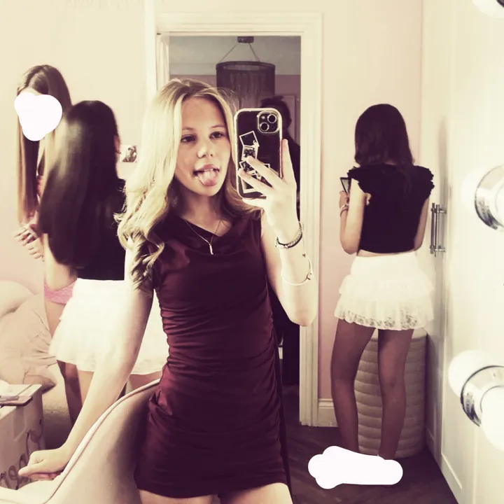 @jasmineselwood