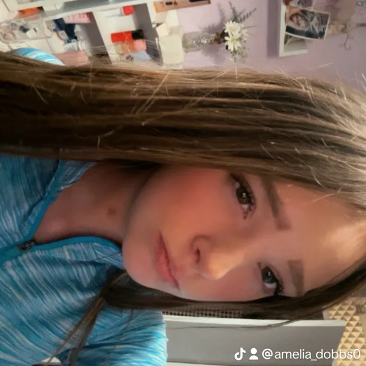 @amelia_dobbs0