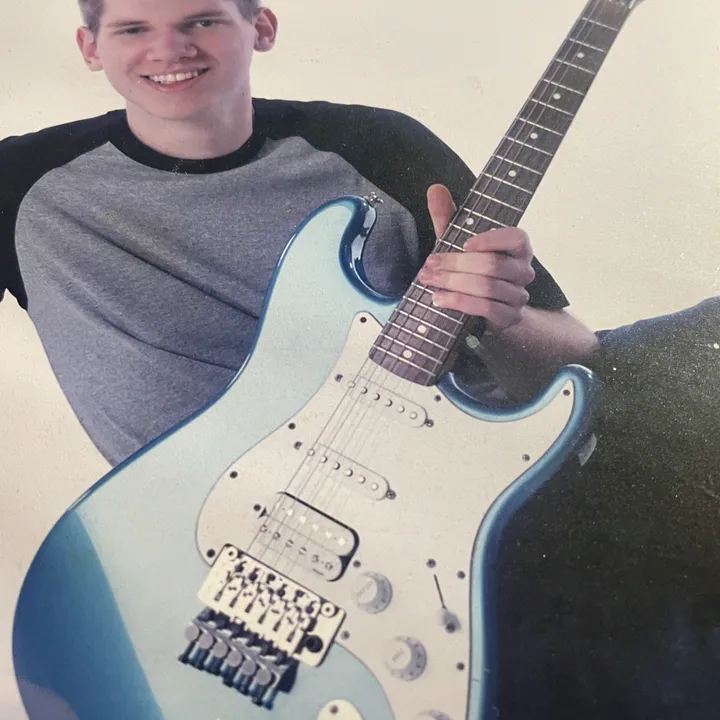 helpfindmyguitar