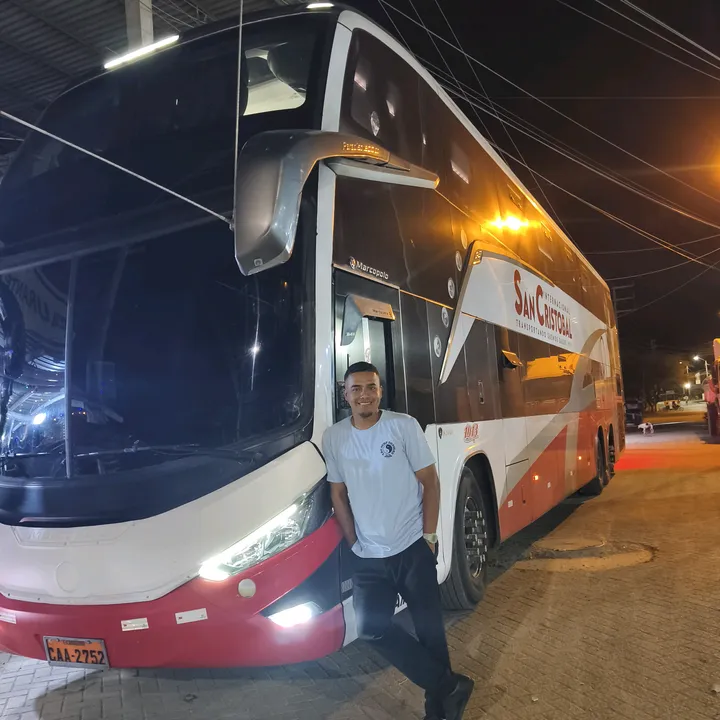 bustours593