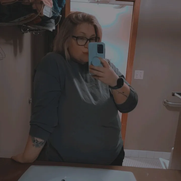 @leamerhayley