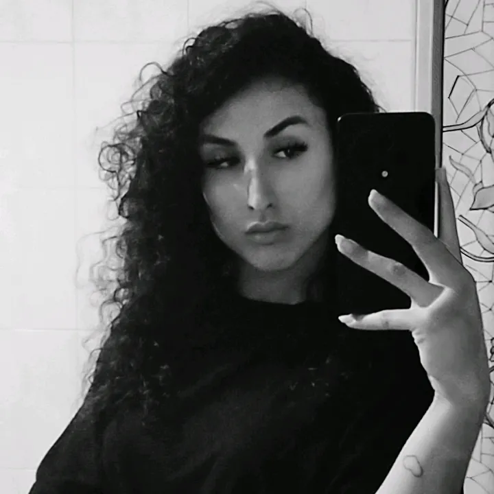 @simona.punzo