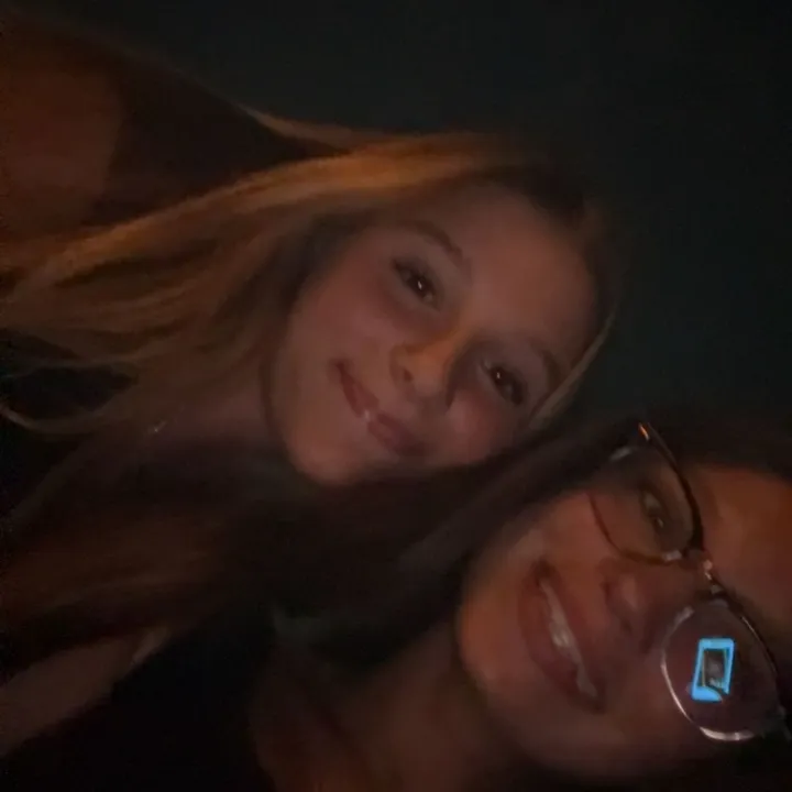 @delaina319