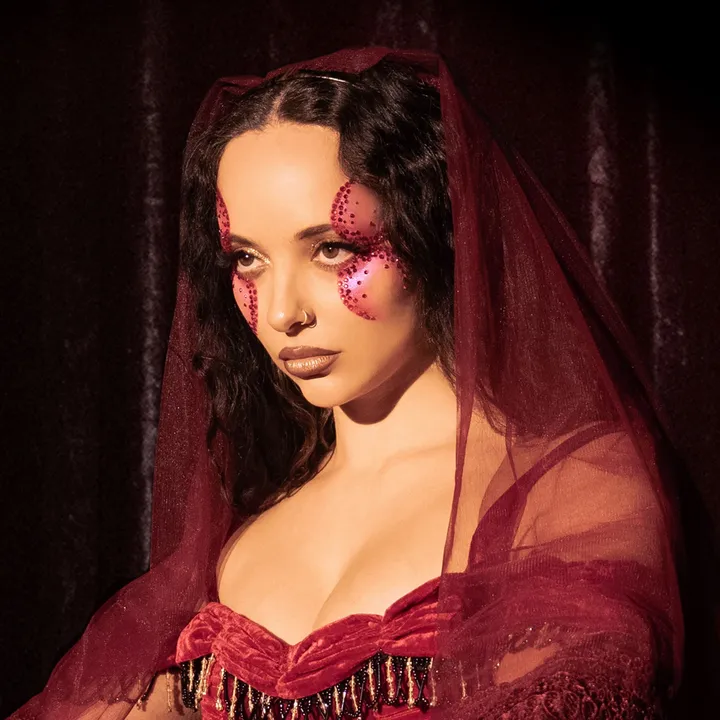@jadethirlwall