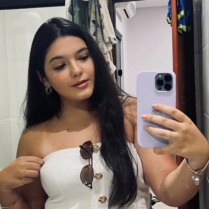 @laralys18