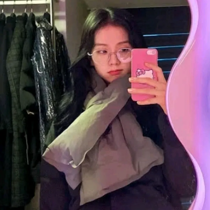 @islaaaae