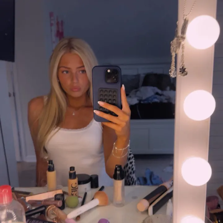 blondeangelbarbie