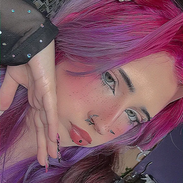 purple.alt.b1tch