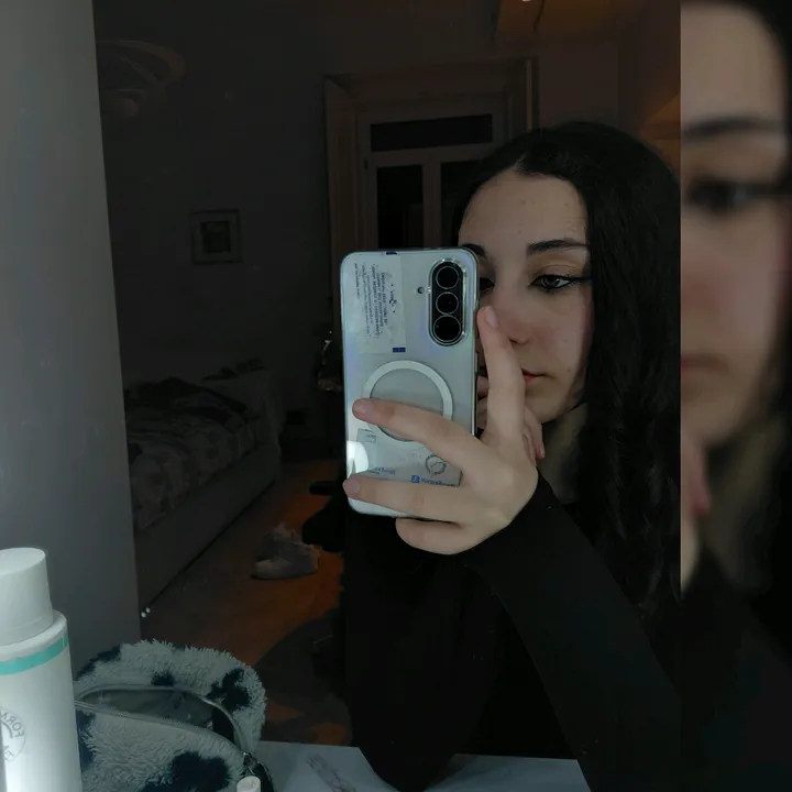 @elena_genoveseee