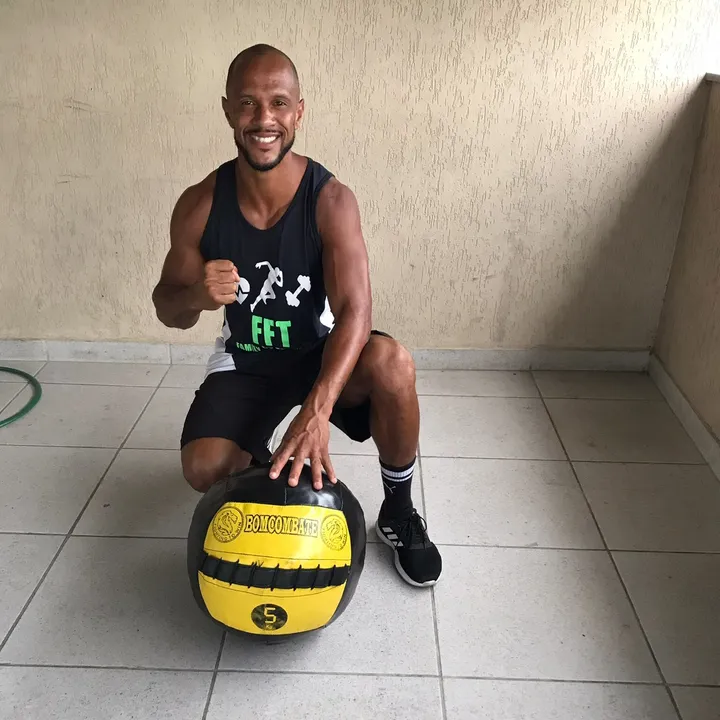 @familyfittraining