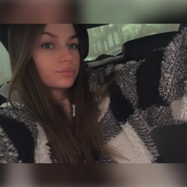 chloelouisethomasxo