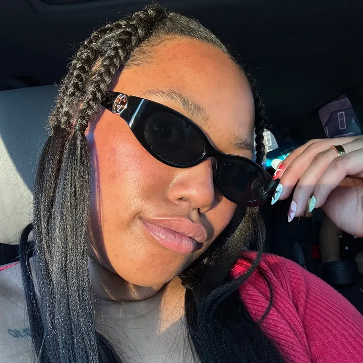 @khloekult