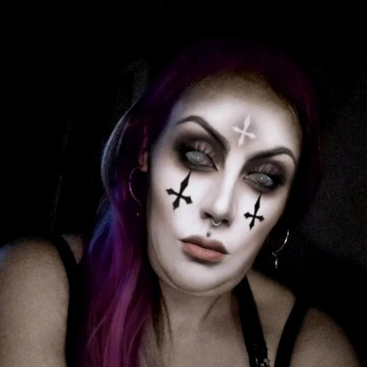 queen_lilith96669