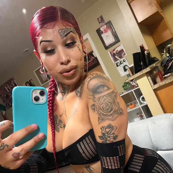selenabaddie408
