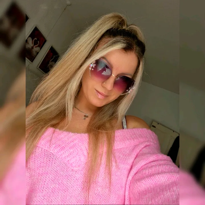 latviangirl_inese