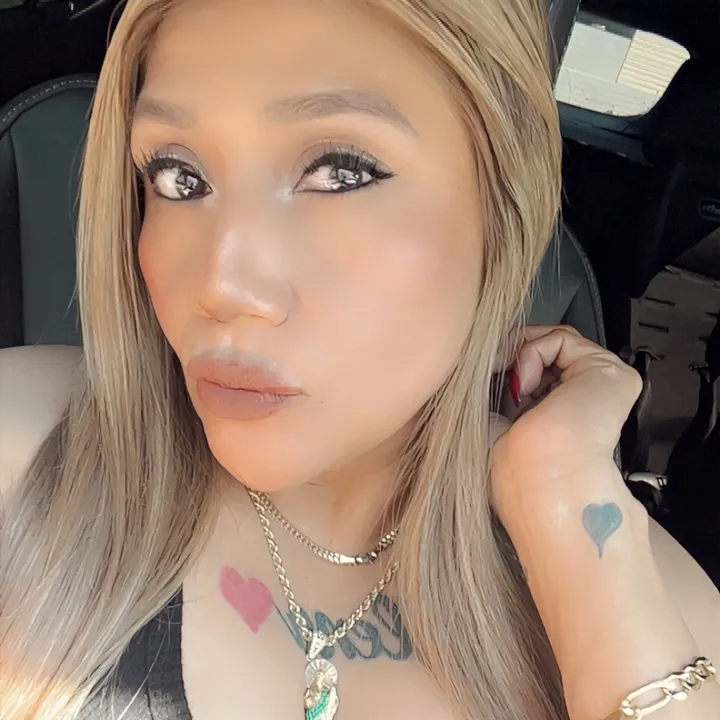 @candyv97