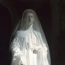 @_c3m3t3ry_w0man_