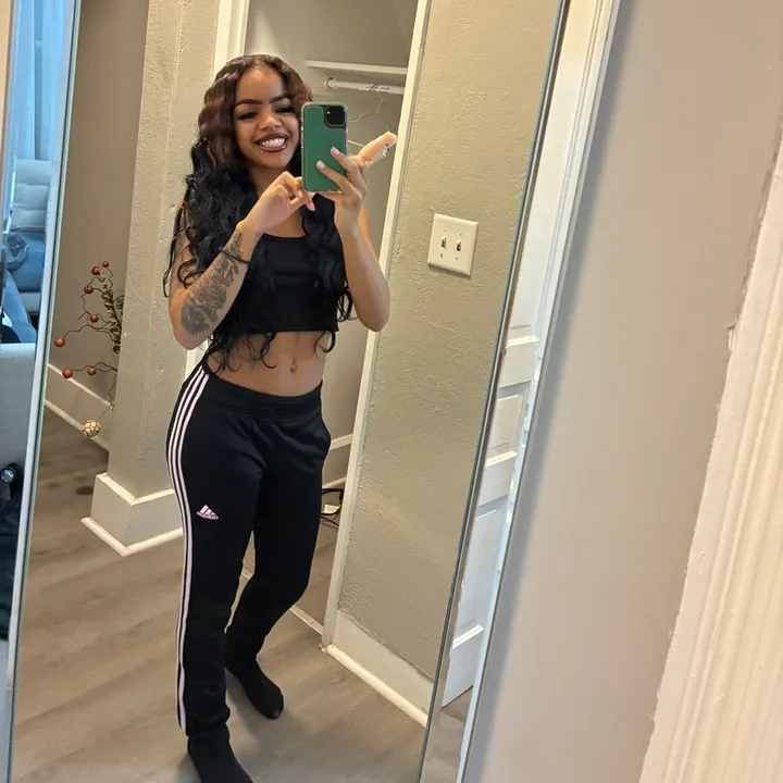 @d3zire__