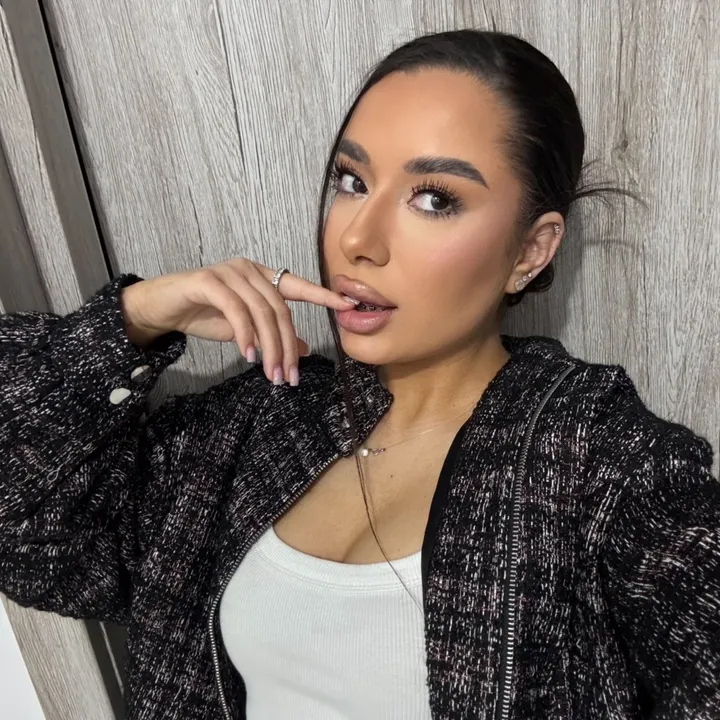 @anamaria1125