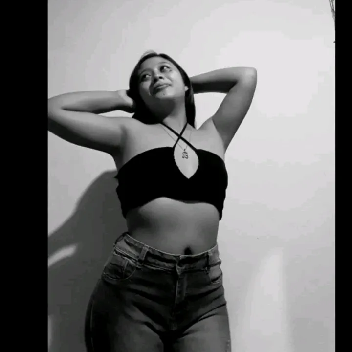 soyyessi28oficial