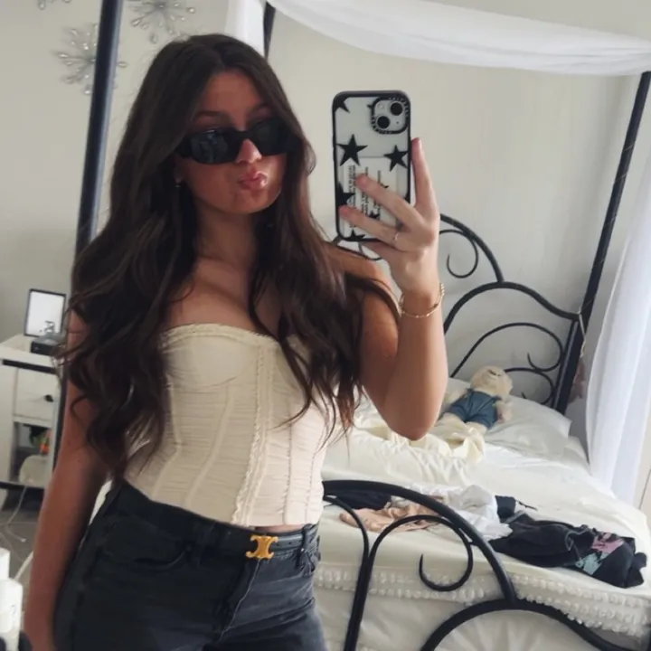 gia.lesher