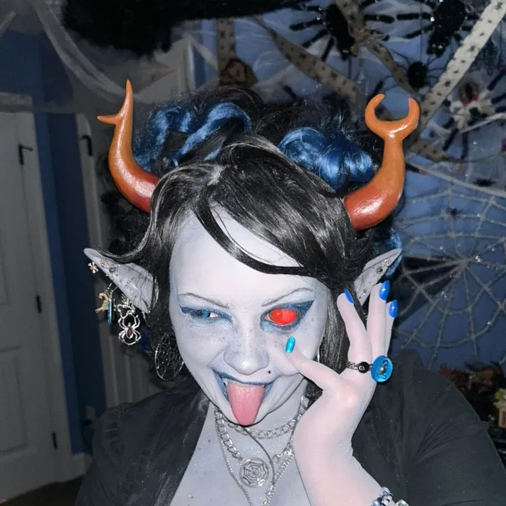 @helltiervriska