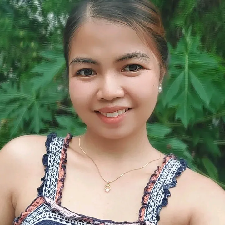 @maylalaine