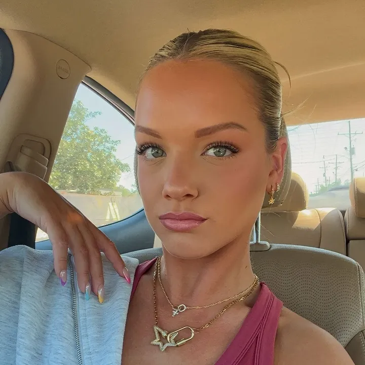 @hollandleee