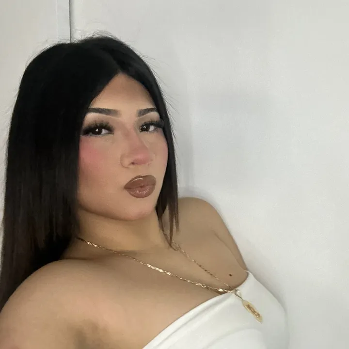 prettyfacecarla