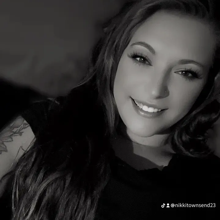@nikkitownsend23