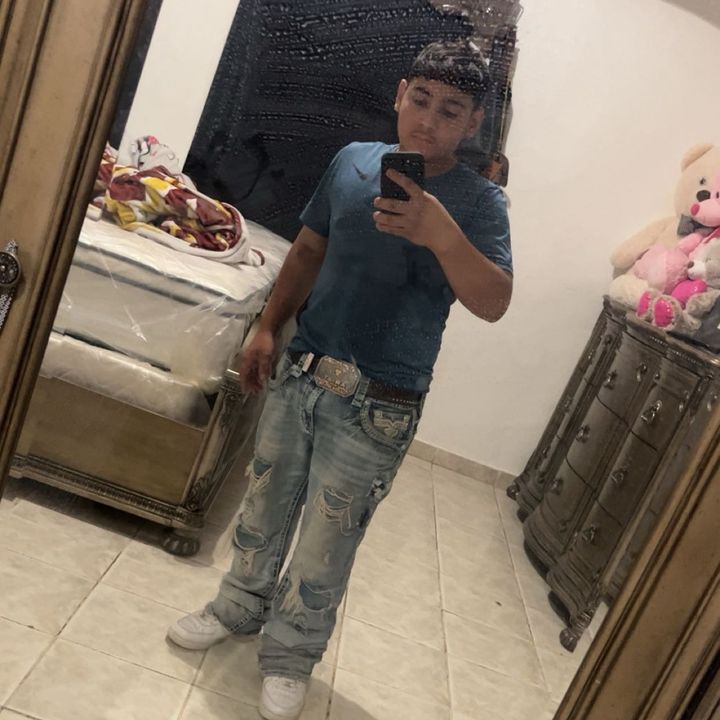 🍀El_DE_LA_R🤫💯🧏 - original sound
