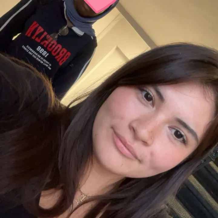 @mayamonroy