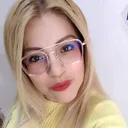 @lauandy04