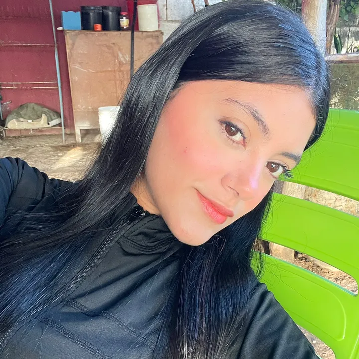 @adriiiiiii_04