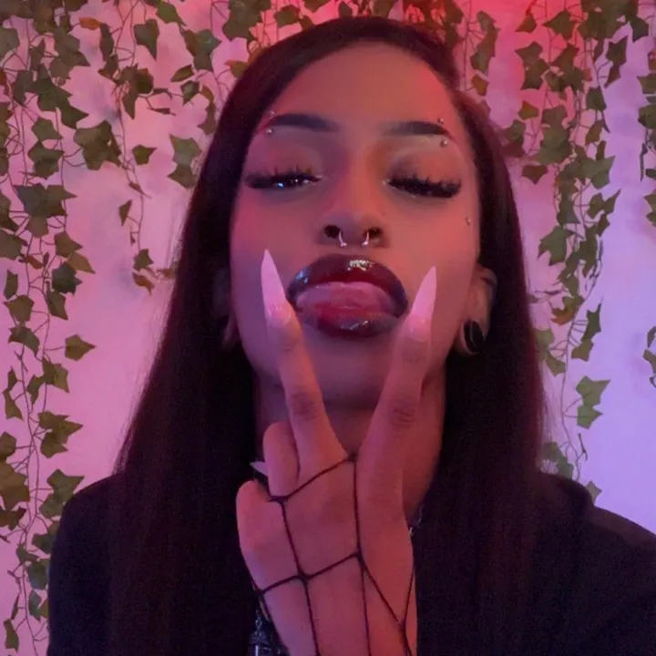 @echoesofherchaos