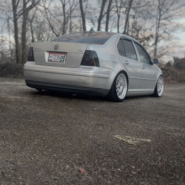 @alx.brnz