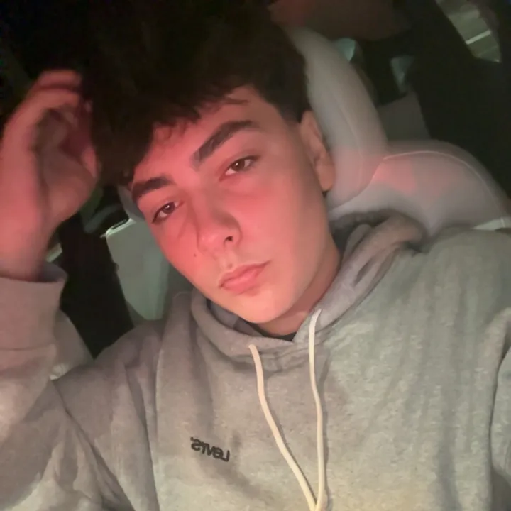 @tony2themax