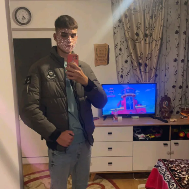 alexlove376