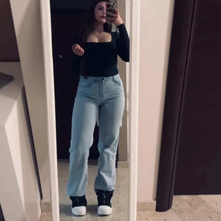 ema_hoxhaj012