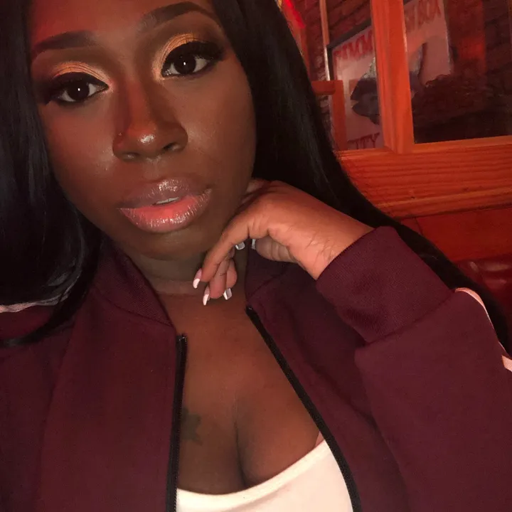 @imsimplyyyrae