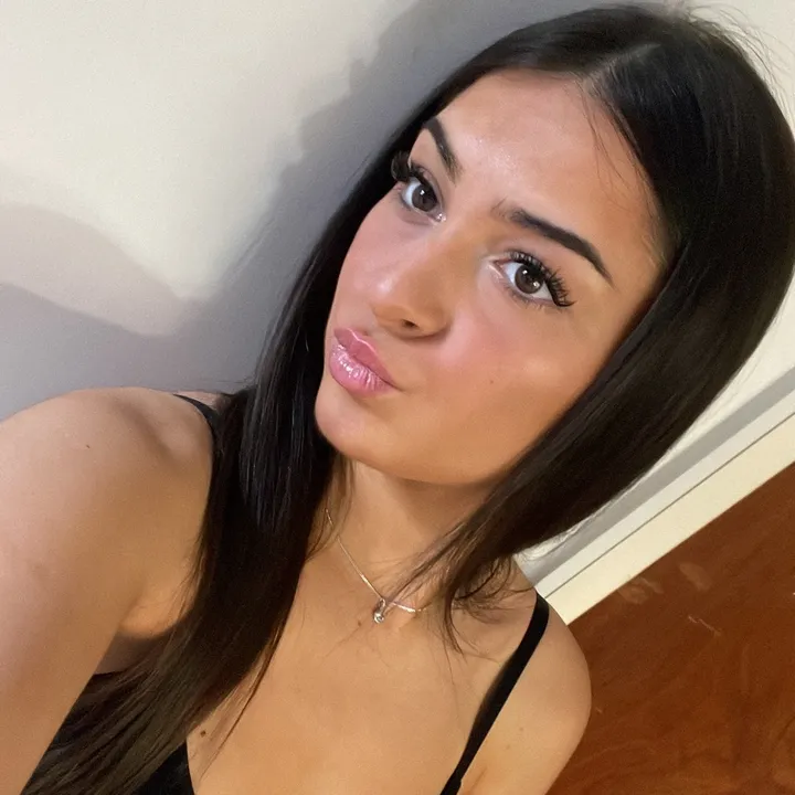 @gabrielaamoro