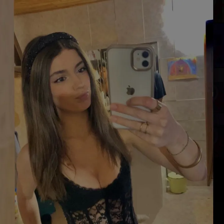 @violette_ngr