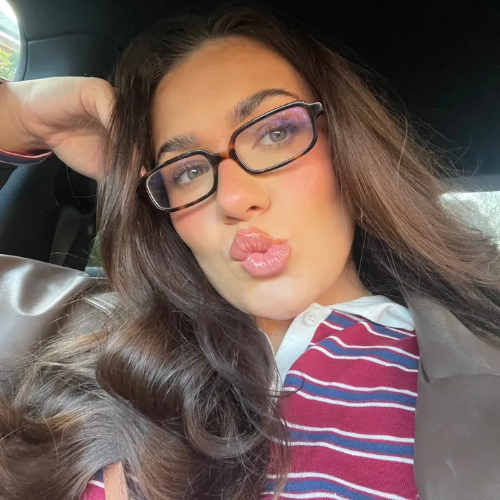 @robyn.weir