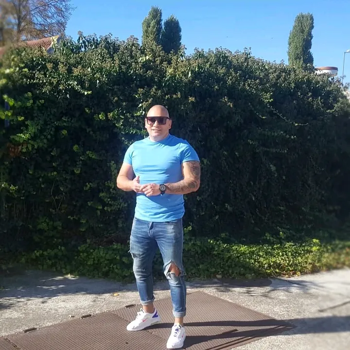 @jocoderzsi.7