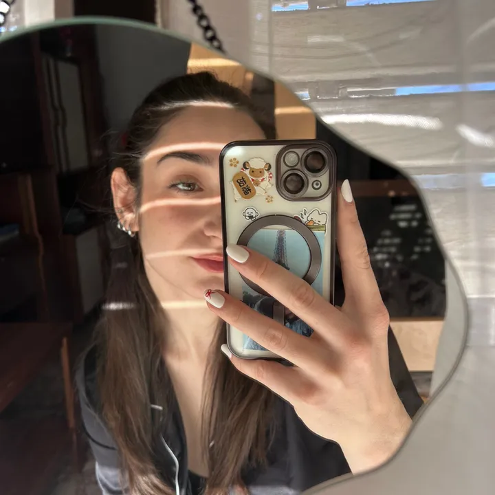 @elisaiorio